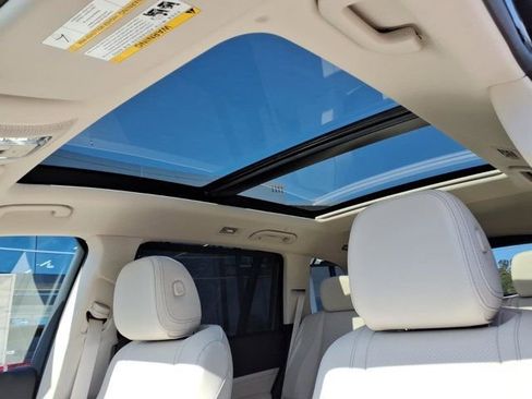 New 2026 Mercedes-Benz GLS 450 4MATIC image 14