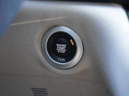Used 2023 Chrysler Voyager LX FWD image 21