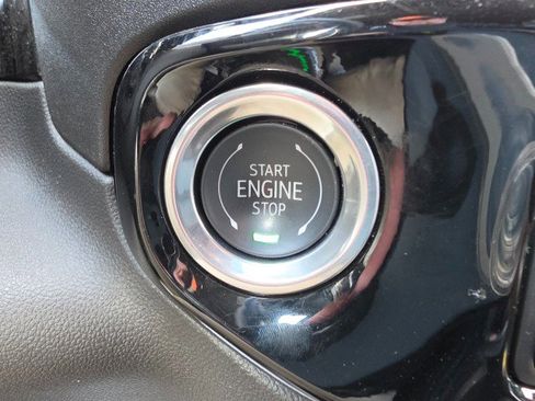 Used 2025 Chevrolet Silverado 2500 LT w/ Trail Boss Package image 48