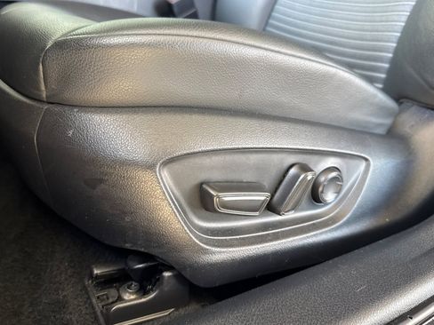 Used 2024 Toyota Camry SE FWD image 14