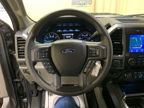 Used 2022 Ford F350 XLT w/ XLT Premium Package AWD/4WD image 27