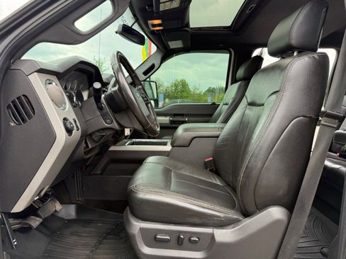 Used 2013 Ford F250 Lariat w/ Lariat Ultimate Pkg AWD/4WD image 28