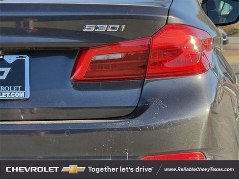 Used 2019 BMW 530i xDrive w/ Convenience Package image 8