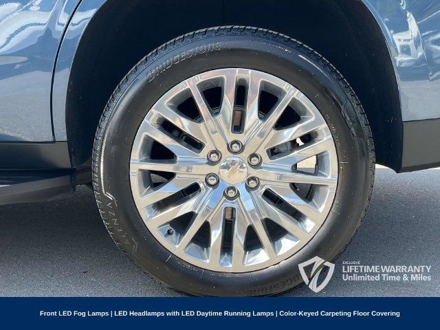 Used 2025 Chevrolet Tahoe Premier AWD/4WD image 13