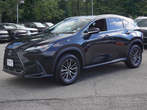 Used 2023 Lexus NX 350 AWD image 9