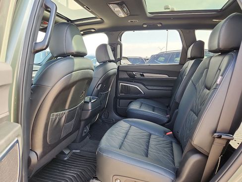 Used 2025 Kia Telluride SX X-Line AWD/4WD image 12