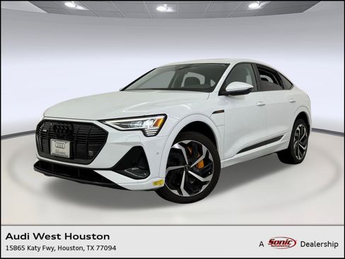 Used 2022 Audi e-tron Premium Plus w/ Premium Plus Package image 1