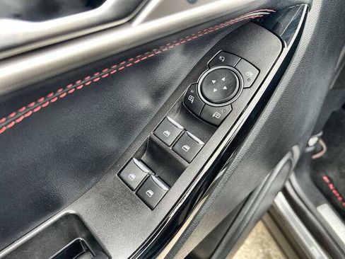 Used 2022 Ford Explorer ST-Line w/ Class IV Trailer Tow Package image 22