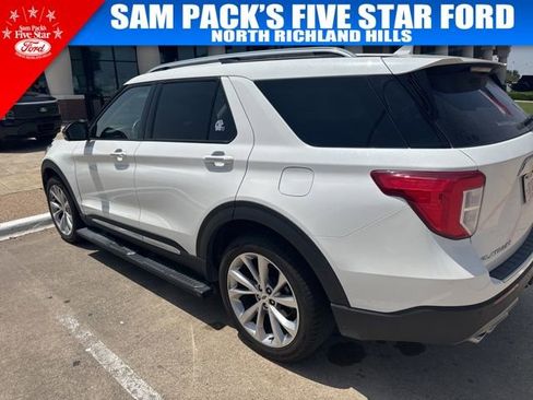 Certified 2023 Ford Explorer Platinum w/ Technology Package AWD/4WD image 6