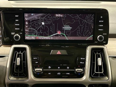Certified 2023 Kia Sorento EX w/ Panoramic Sunroof Package FWD image 23