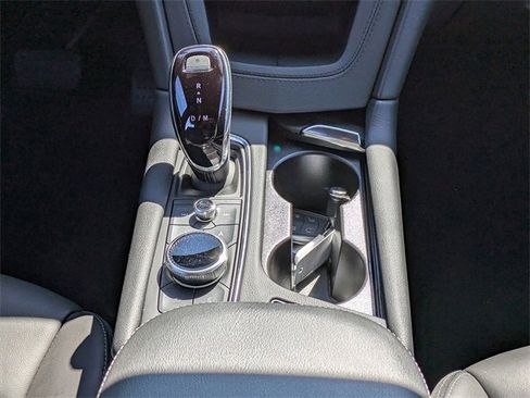 Certified 2025 Cadillac XT5 Premium Luxury image 20