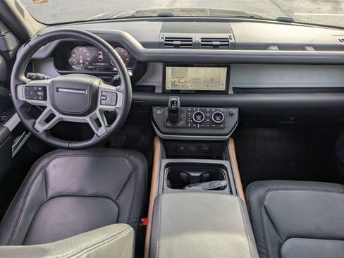 Used 2024 Land Rover Defender 110 X-Dynamic SE image 16