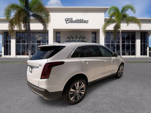 Certified 2024 Cadillac XT5 Premium Luxury w/ Technology Package FWD image 14