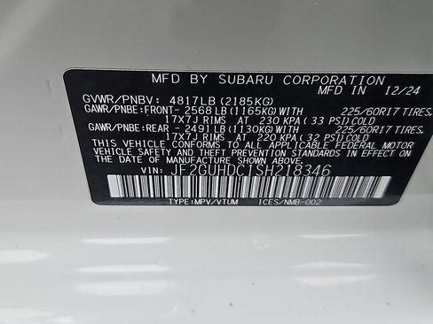 Used 2025 Subaru Crosstrek 2.5i Premium AWD/4WD image 28