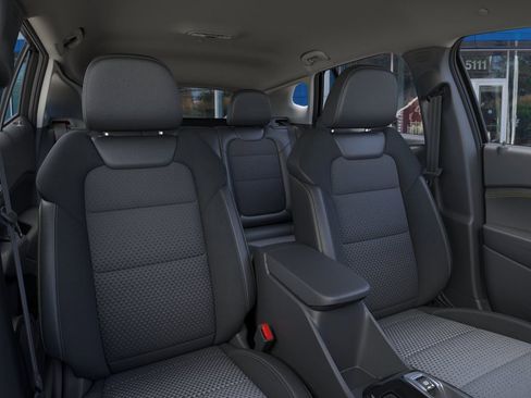 New 2026 Chevrolet Trax LT w/ LT Convenience Package FWD image 16
