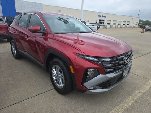 Used 2025 Hyundai Tucson SE FWD image 5