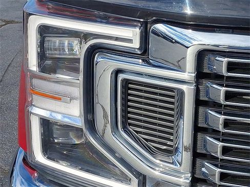 Used 2022 Ford F350 Lariat w/ Lariat Ultimate Package image 7