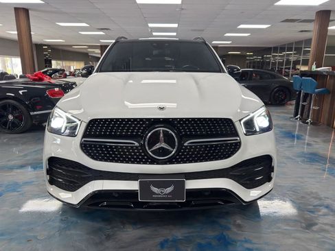 Used 2021 Mercedes-Benz GLE 350 4MATIC w/ AMG Line Exterior image 2