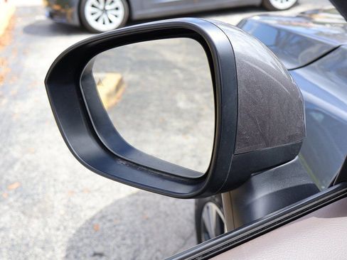 Used 2023 Nissan Rogue SV image 35