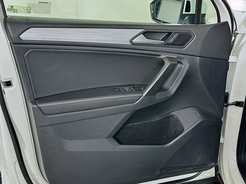 Used 2024 Volkswagen Tiguan S image 15
