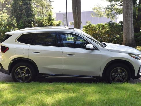 Used 2025 BMW X1 xDrive28i AWD/4WD image 7
