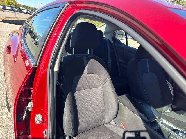 Used 2022 Nissan Sentra SV w/ All-Weather Package FWD image 23