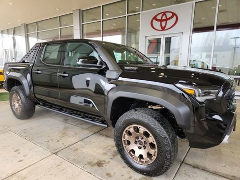 New 2026 Toyota Tacoma Trailhunter image 4