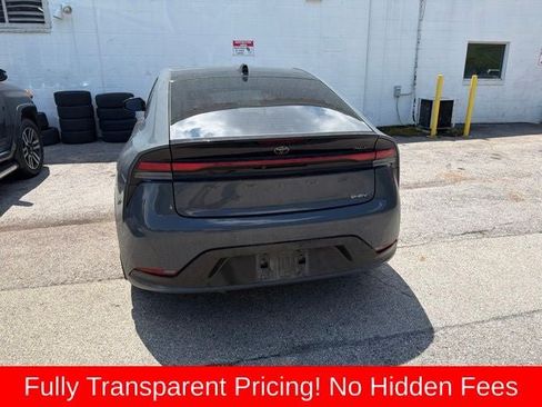 Used 2024 Toyota Prius XLE FWD image 8