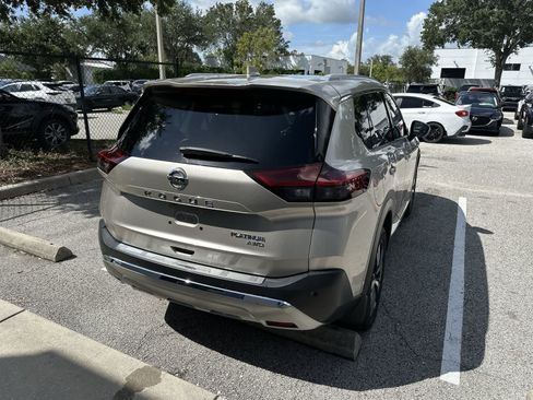 Used 2021 Nissan Rogue Platinum AWD/4WD image 8