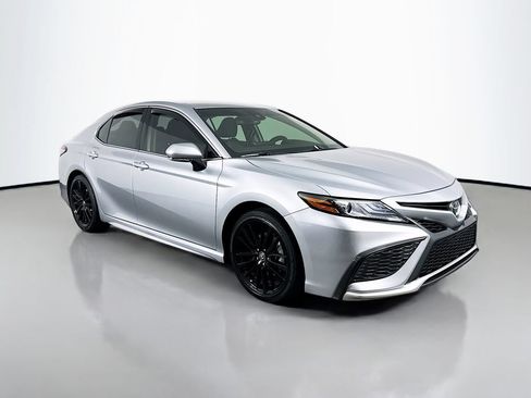 Certified 2023 Toyota Camry XSE FWD image 3