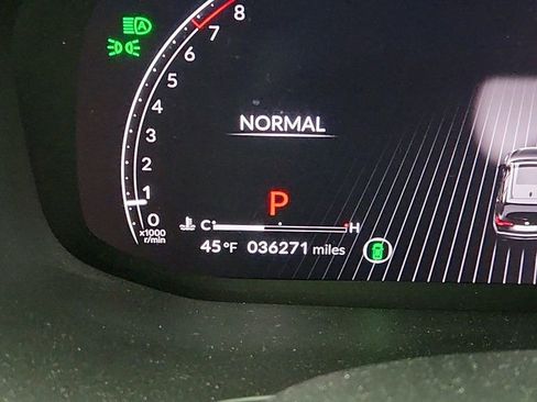 Used 2023 Acura MDX SH-AWD w/ Technology Package image 16