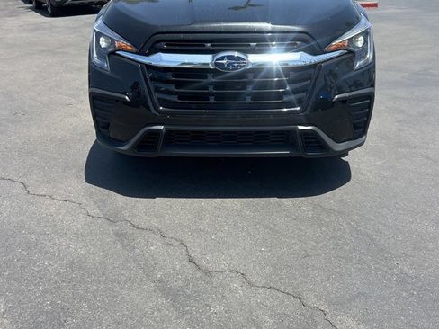 Used 2025 Subaru Ascent Premium AWD/4WD image 4