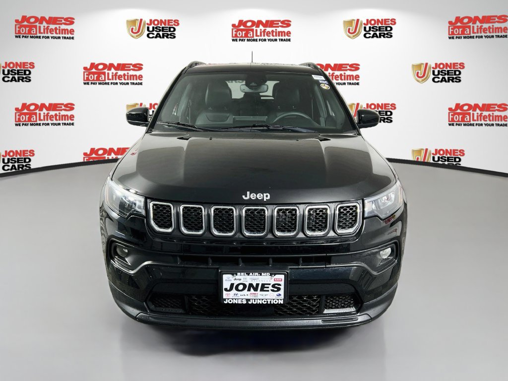 Used 2023 Jeep Compass Latitude AWD/4WD image 11
