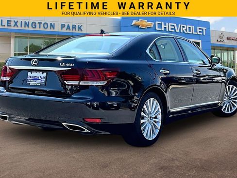 Used 2013 Lexus LS 460 w/ Comfort Pkg RWD image 13