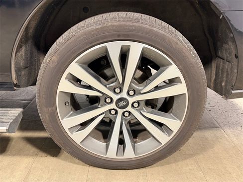 Used 2021 Ford Expedition Limited image 14