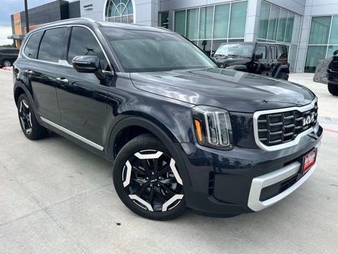 Used 2025 Kia Telluride S FWD image 1