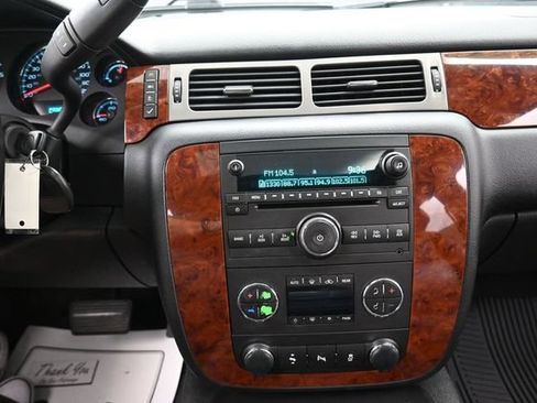Used 2014 Chevrolet Tahoe LT w/ All-Star Edition AWD/4WD image 10