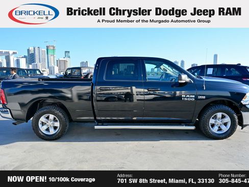 Used 2020 RAM 1500 Classic SLT w/ Luxury Group image 4