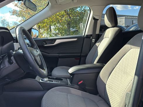 Used 2022 Ford Escape SE w/ Convenience Package image 12