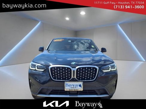 Used 2025 BMW X4 xDrive30i w/ Premium Package AWD/4WD image 5