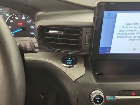 Used 2020 Ford Explorer XLT w/ Comfort Package AWD/4WD image 22