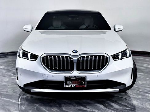 Used 2024 BMW 530i xDrive w/ Executive Package AWD/4WD image 7