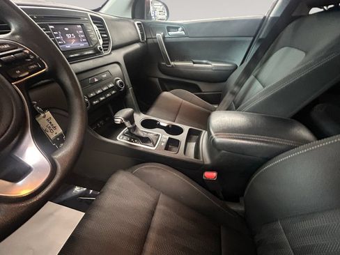 Used 2019 Kia Sportage LX FWD image 10