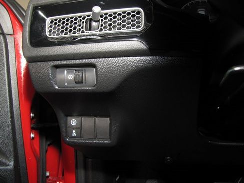 Certified 2024 Honda Civic Sport image 8