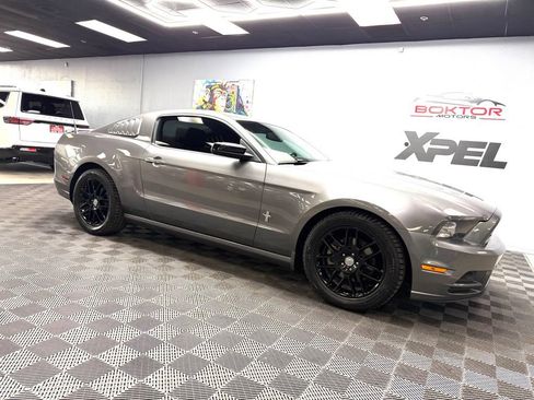 Used 2014 Ford Mustang Coupe w/ Equipment Group 102A RWD image 2
