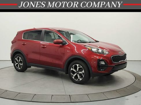 Used 2022 Kia Sportage LX AWD/4WD image 1