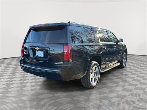 Used 2020 Chevrolet Suburban Premier image 7