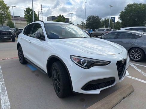 Used 2020 Alfa Romeo Stelvio w/ Nero Edizione RWD image 3