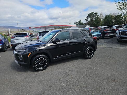 Used 2023 Chevrolet TrailBlazer LT w/ Convenience Package AWD/4WD image 38