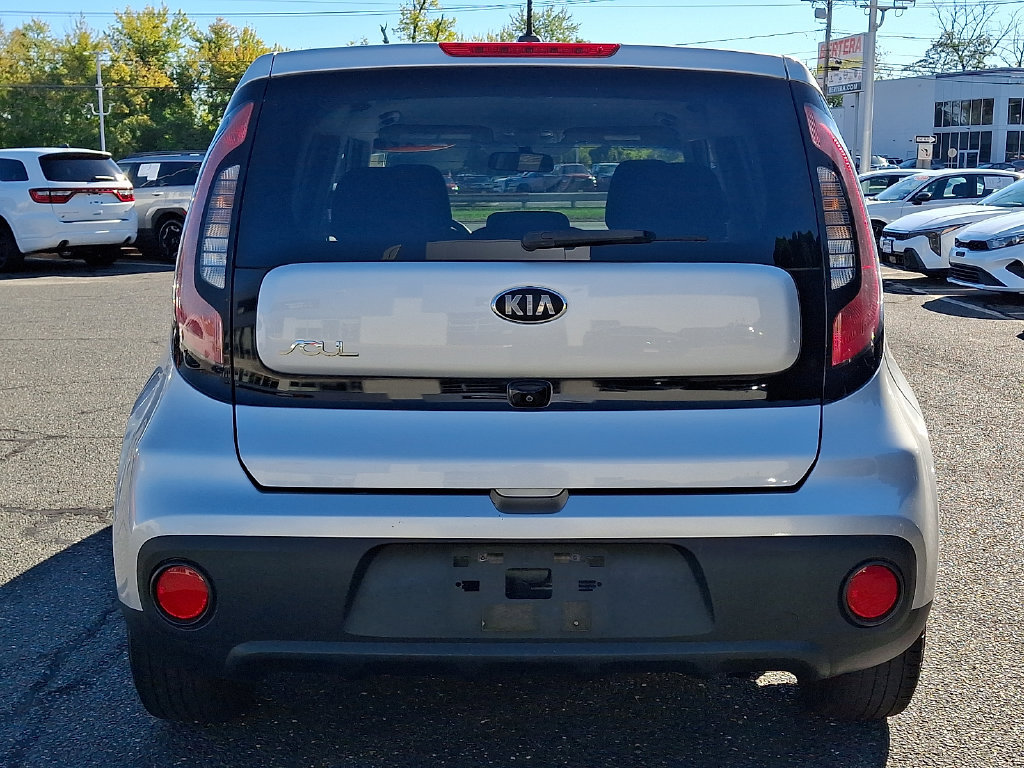 Used 2017 Kia Soul w/ Convenience Package FWD image 5